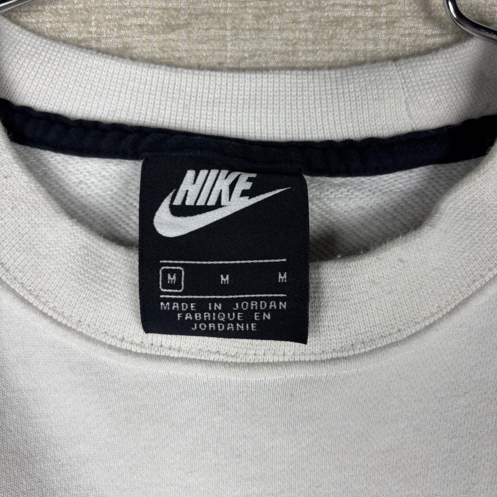 Nike Womens Sportswear Cropped Chevron Colorblock Sweatshirt Black White Medium - Picture 4 of 9
